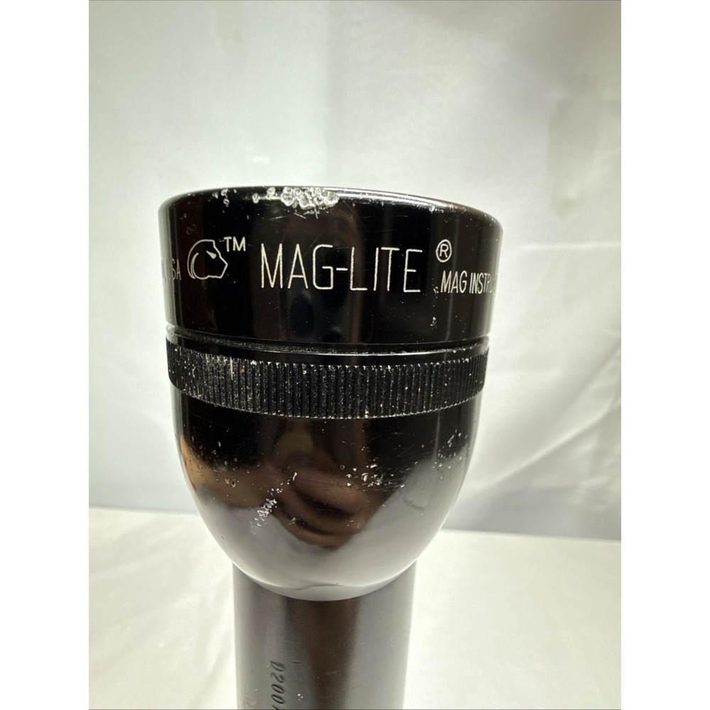 10" MAG-LITE 2D Flashlight -Black MADE IN USA Tested - Picture 3 of 16